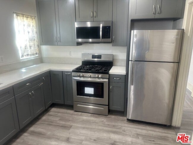 Photo - 5850 Arlington Ave