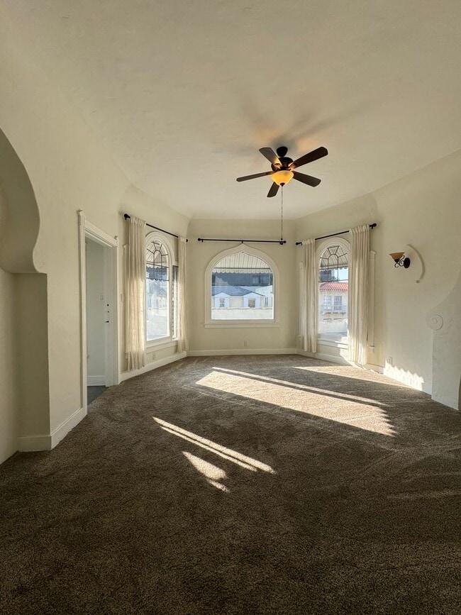 Photo - Welcome to Your New Home: Stunning Apartments in Orange St. Unit 6407 1/2 Orange St