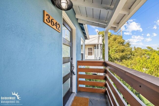 Building Photo - Modern 2Bdm 1Ba Upstairs Unit in North Park!