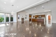 Photo - Luxurious and Rare 5 Bed 5.5 Bath Located ... House