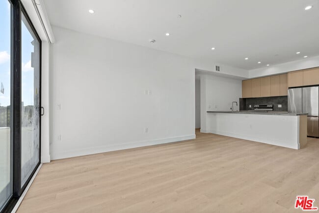 Photo - 1808 Lincoln Blvd Unit 505