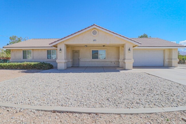 Beautiful Single Family Home located in He... - Beautiful Single Family Home located in He...
