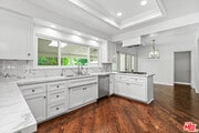 Photo - 374 Homewood Rd