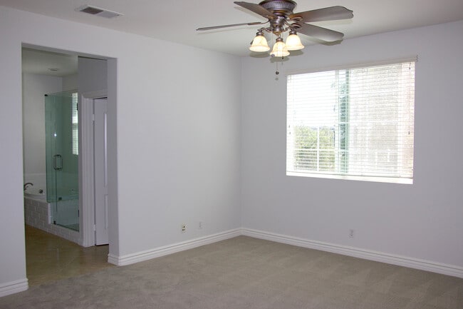 Master bedroom - 2 Cousteau Ln