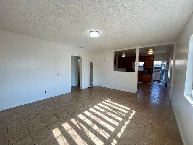 Photo - 719-21 Unit 721