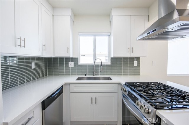 Building Photo - 16681 Sims Lane Unit 4