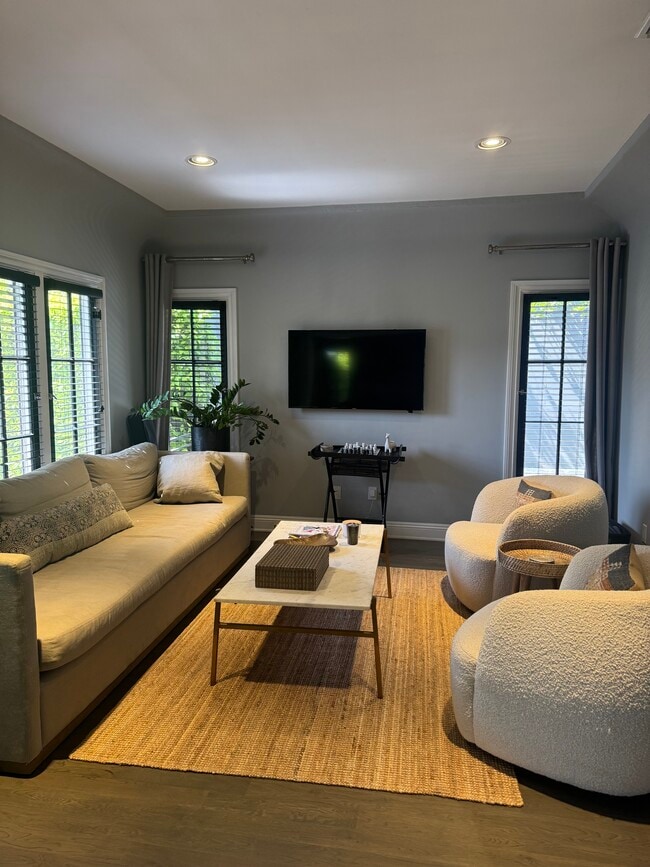 Photo - 4311 Finley Ave