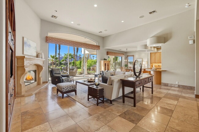 Photo - 49463 Vía Conquistador