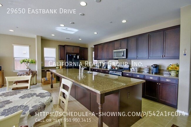 Photo - 29650 Eastbank Dr
