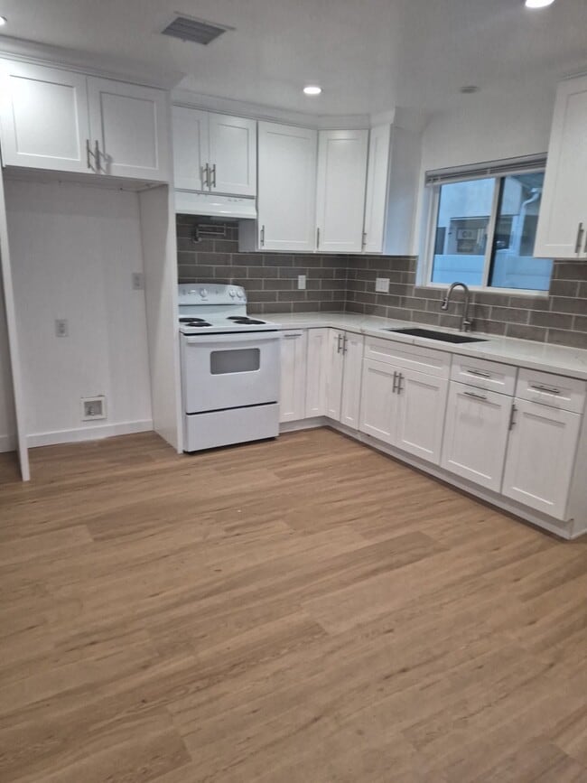 Photo - 13538 Remington St