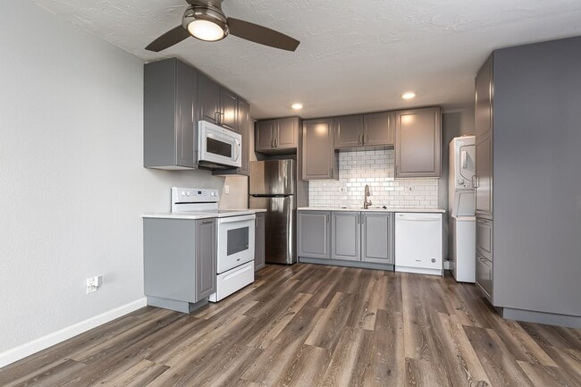 Photo - 2336 Hosp Way
