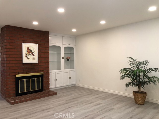 Photo - 2817 Merlin Ave