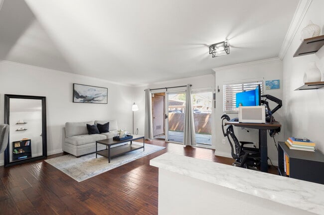 Building Photo - 15273 Maturin Dr Unit 32