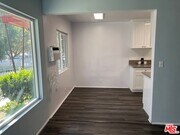 Photo - 2023 Reservoir St