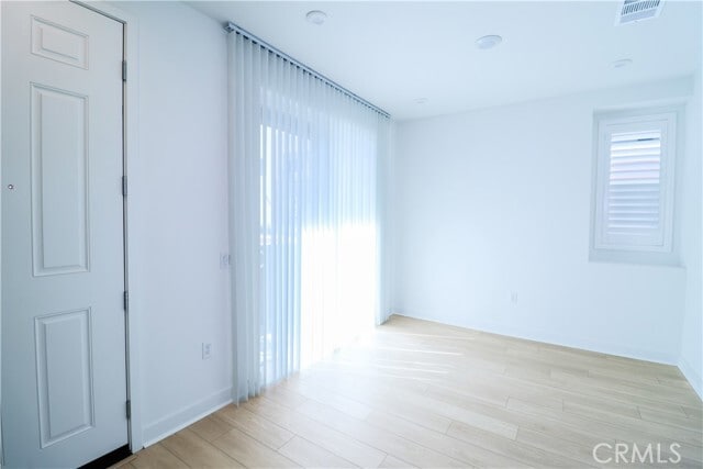 Photo - 681 S Lyon St