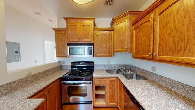 Photo - LARGE 2 BEDROOM AVAILABLE