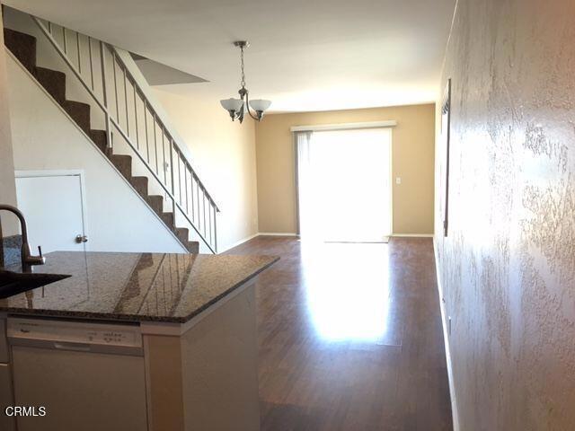 Photo - 201 E Surfside Dr