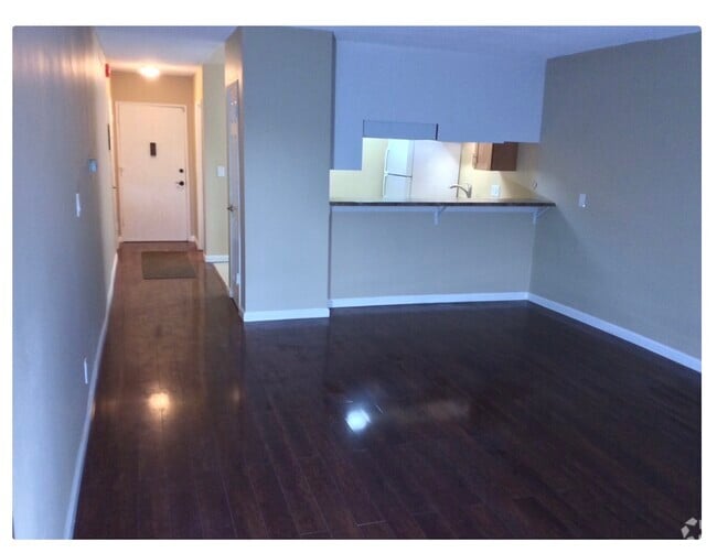 Building Photo - 15344 Weddington St Unit 103 Rental