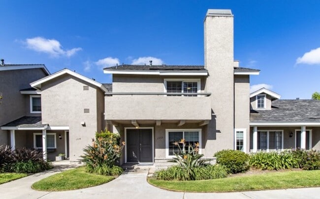 Building Photo - Beautiful 3+ bedroom Encinitas Townhouse!