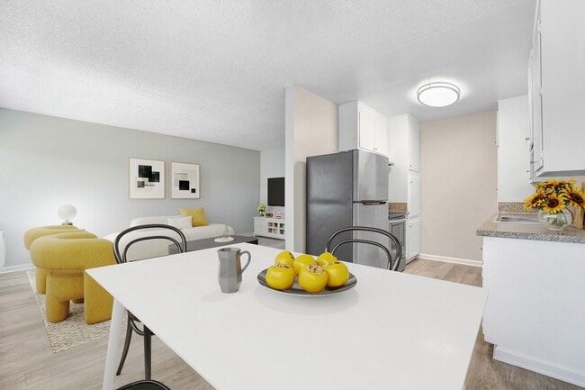 Photo - Kittridge Apartments