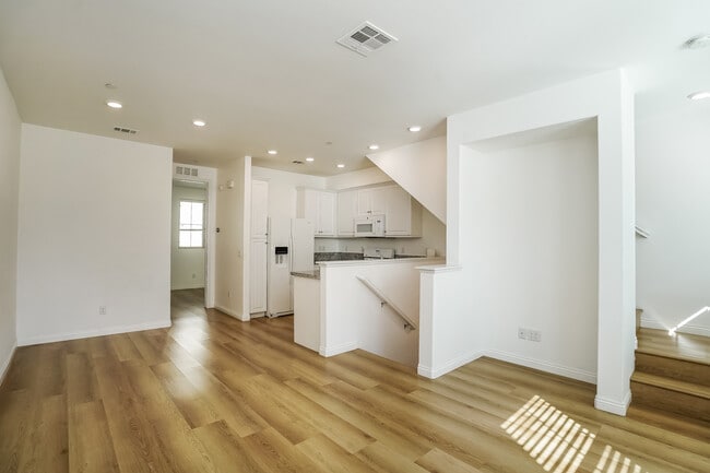 Photo - 7235 Cedar Rd