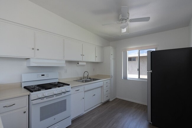 Photo - 2 Bedroom + 1 Bathroom Apartment | Oxnard Shores | Unfurnished
