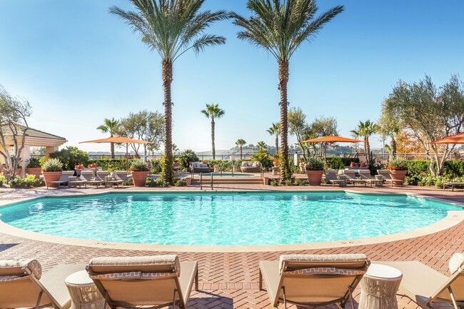 Vista Real Apartment Homes - Vista Real Apartment Homes