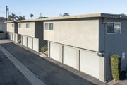 Garages - Leeward Apartments
