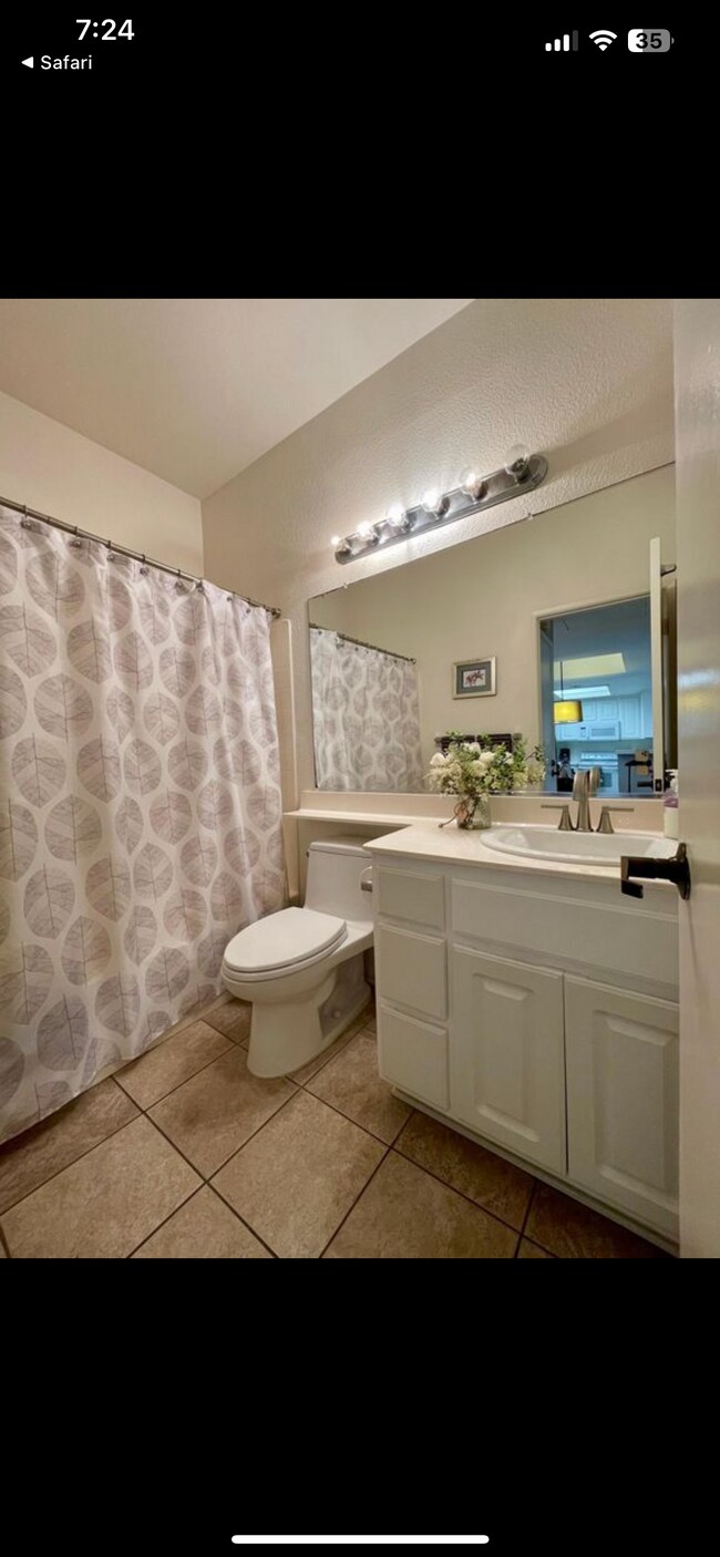 Photo - 2220 Camino de la Reina Unit 303