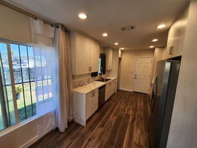 Photo - 1364 Belle St Unit 1