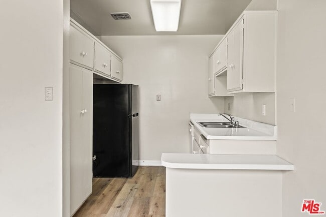 Photo - 1295 Federal Ave Unit 3