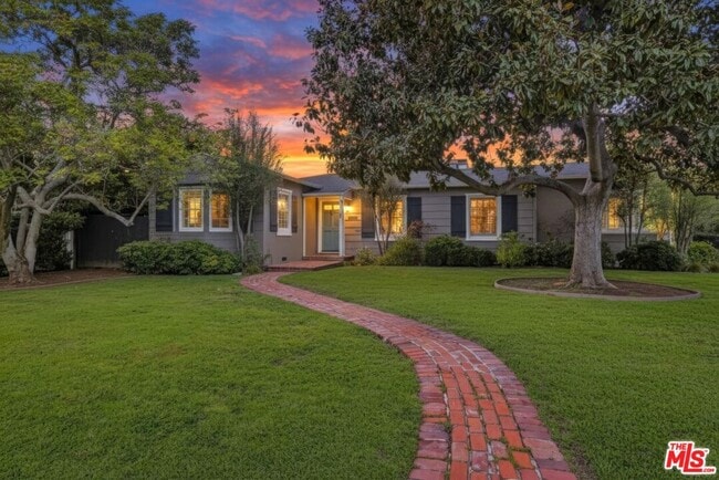 Building Photo - 12005 Hesby St