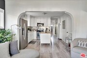 Photo - 1138 W 52nd St