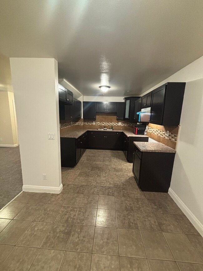 Photo - 160 W 52nd St