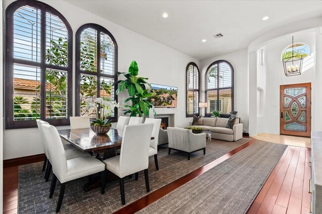 Photo - 79910 Mission Dr E