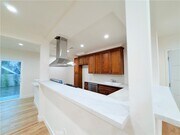 Photo - 11104 Oxnard St