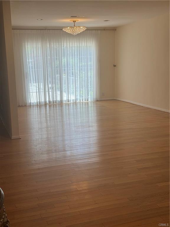 Photo - 5118 Newcastle Ave