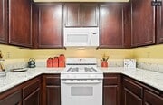 Photo - 18427 Vincennes St Condo Unit 5