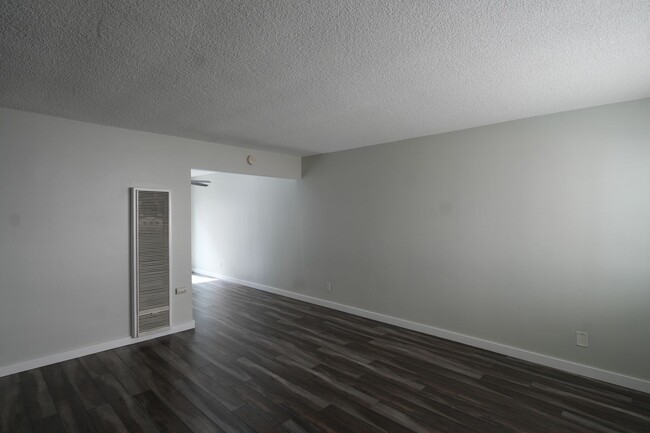 Photo - 887 BOSWELL PLACE Unit 5311