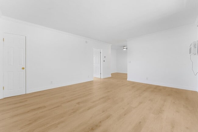 Photo - 11661 Erwin St Unit 14