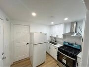 Photo - 847 E 106th St House