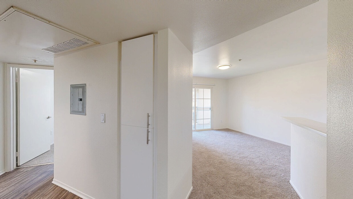 3D Tour - Magnolia Gardens Senior Community