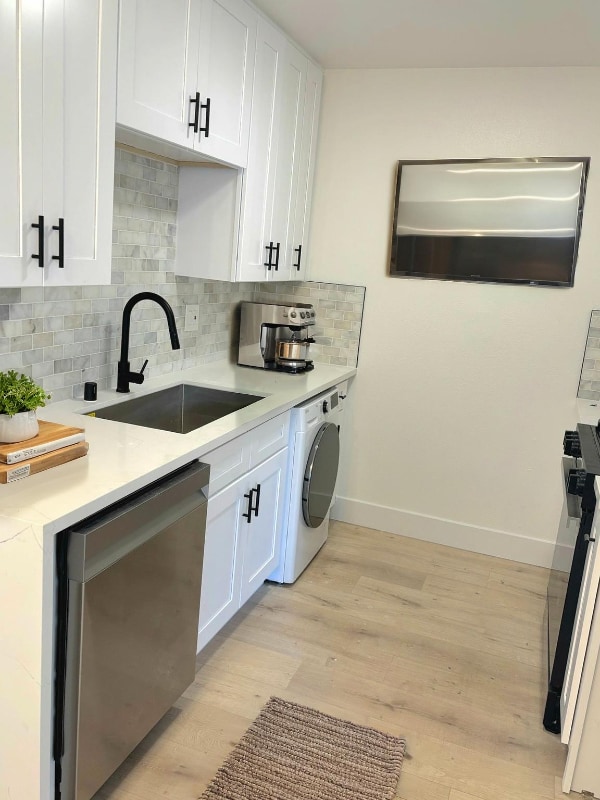Photo - 17412 Dairyview Cir Apartment Unit B