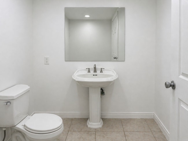 Photo - 724 Clay Ave