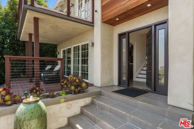 Photo - 6609 Whitley Terrace