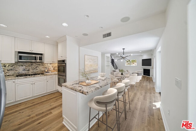 Building Photo - 1529 S Beverly Dr Rental