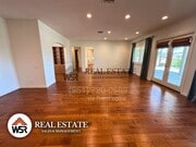 Photo - 18691 Oak Park Dr