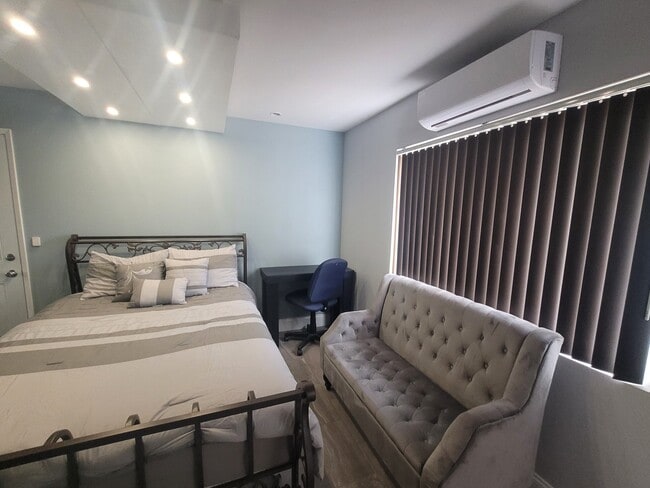 Photo - 39 Kucera Ct Unit B