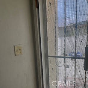 Photo - 676 E 115th St