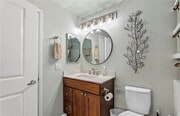 Photo - "Chic 1-Bedroom Retreat in Anaheim with Gl... Apartment